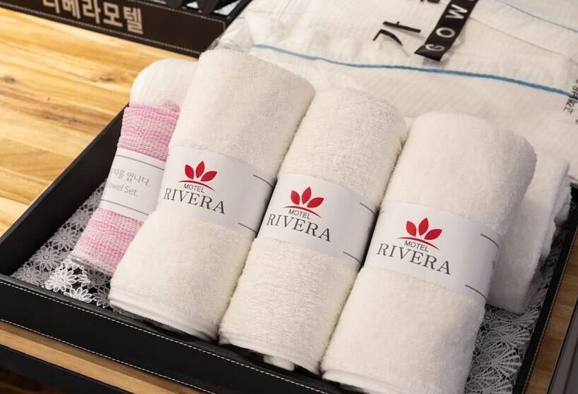 فندق على الطريق Anseong Rivera