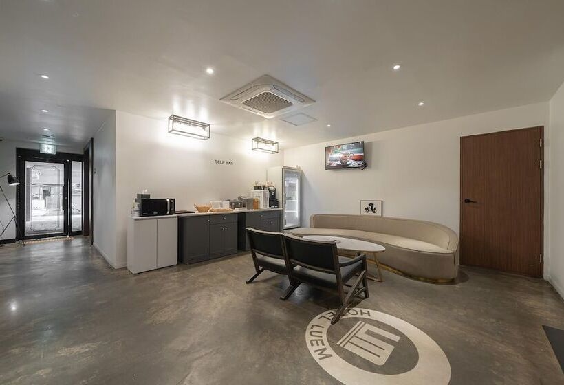فندق على الطريق Anseong Hotel Ruem