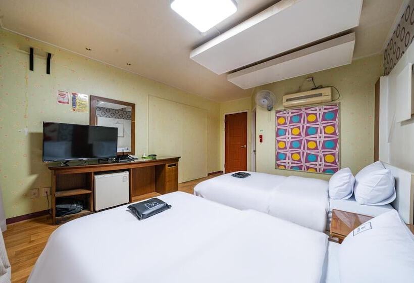 Motel Boryeong E