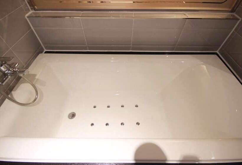 فندق على الطريق Deokcheon Den Basta