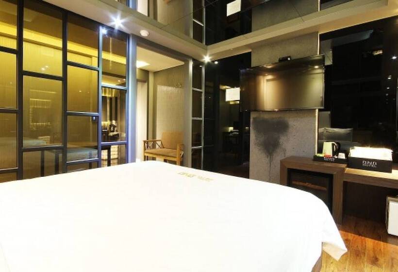 モーテル Busan Yeonsan Dong Bnb