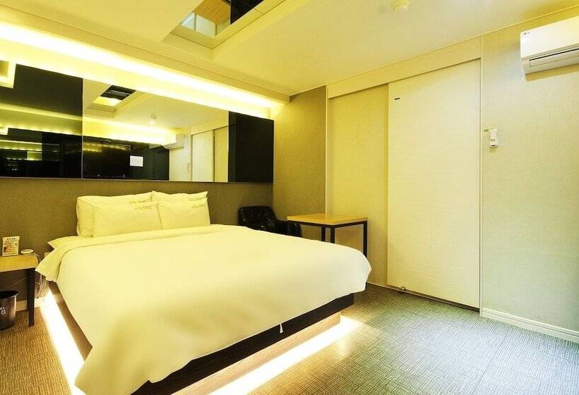 모텔 Busan Yeonsan Dong Bnb