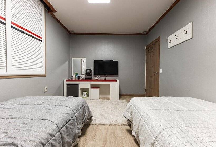 فندق على الطريق Buyeo Prince