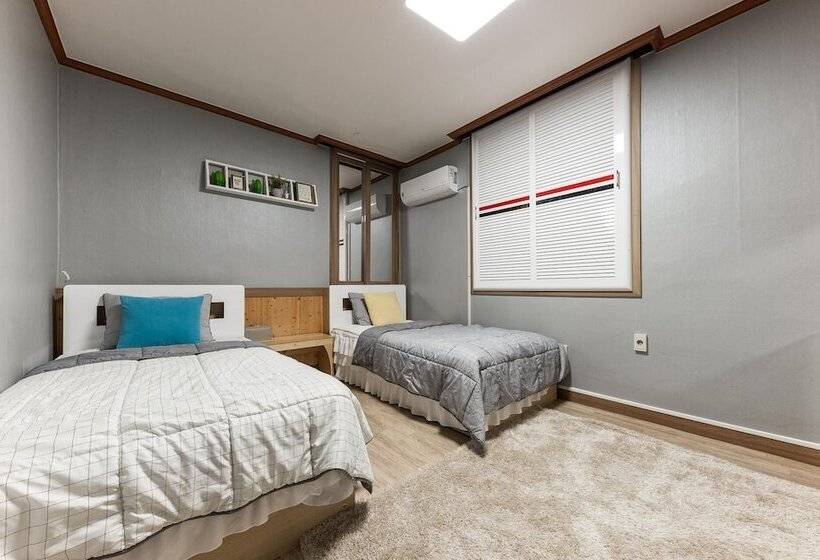 فندق على الطريق Buyeo Prince