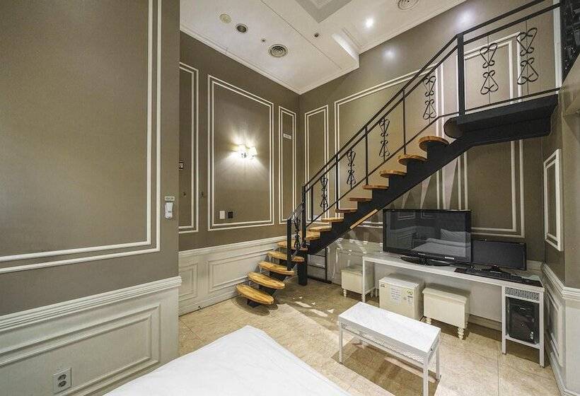 모텔 Byeongjeom Cinema