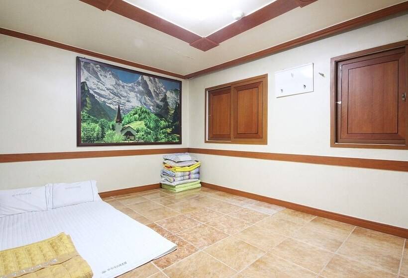 Motel Changnyeong Bugok Gagopa