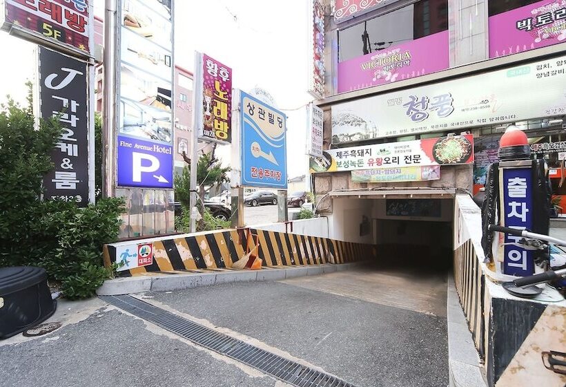모텔 Changwon Bongokdong Fine Avenue