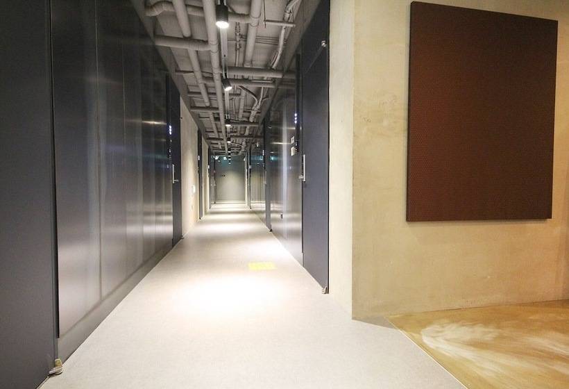 فندق على الطريق Changwon Jinhae Yongwon Hotel Vin