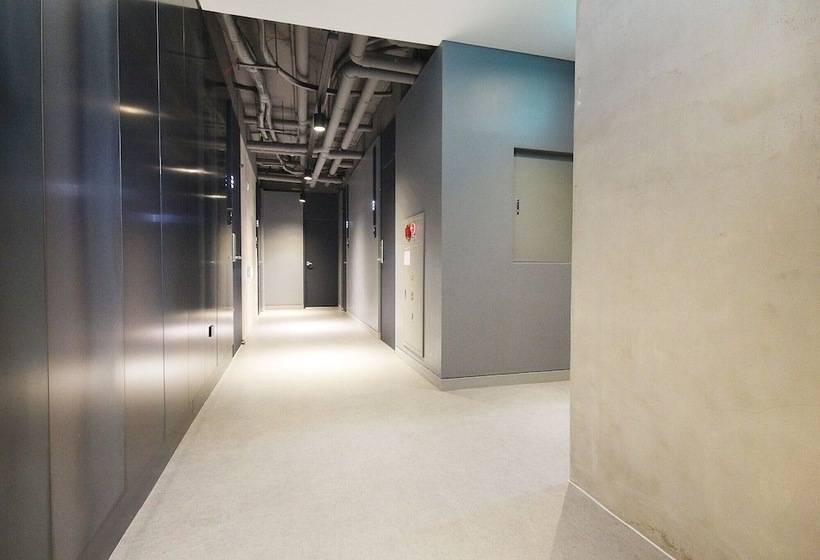 فندق على الطريق Changwon Jinhae Yongwon Hotel Vin