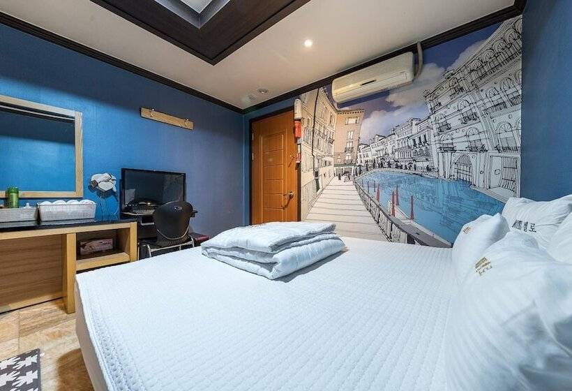 מוטל Changwon Sangnamdong Cello