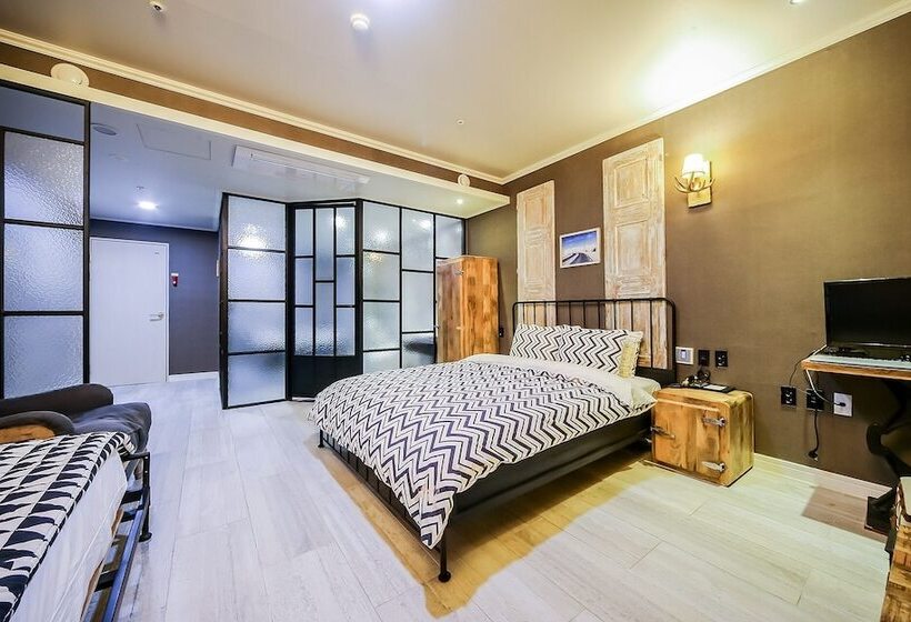 汽车旅馆  Changwon Sangnamdong Heritage