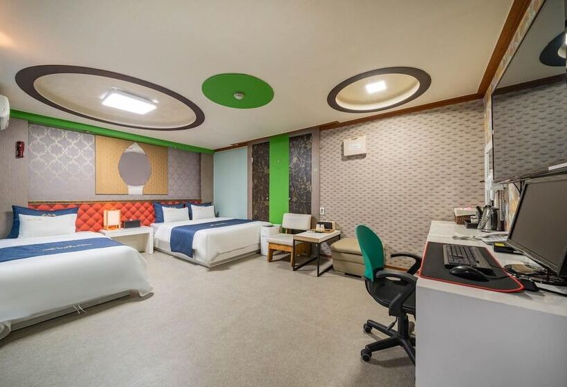 Motel Cheolwon Shell