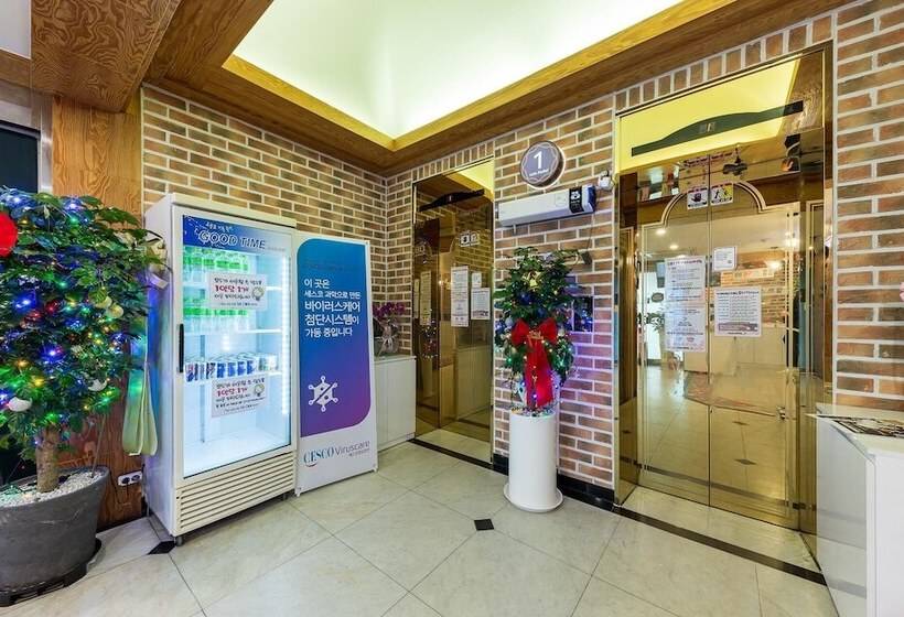 Мотель Cheonan Cafe