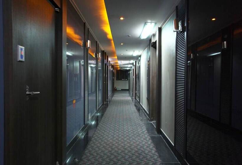 فندق على الطريق Cheonan Windsor