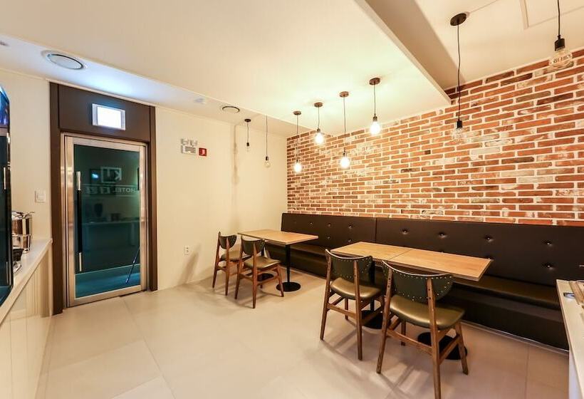 모텔 Cheongju The King