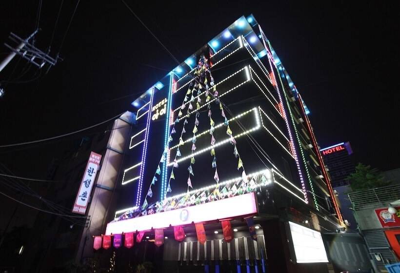 מוטל Chuncheon Aye