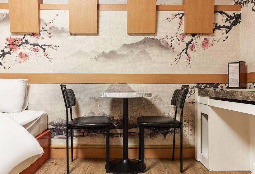 מוטל Chuncheon Aye