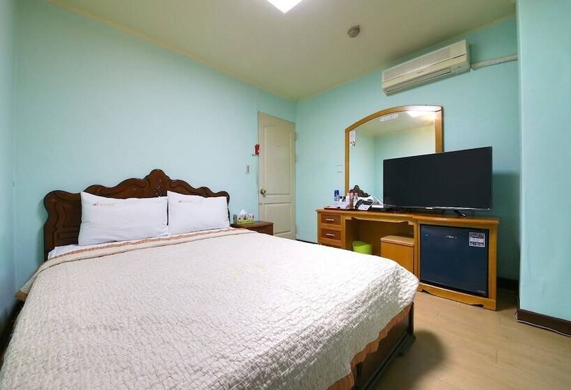 汽车旅馆  Chuncheon Metro