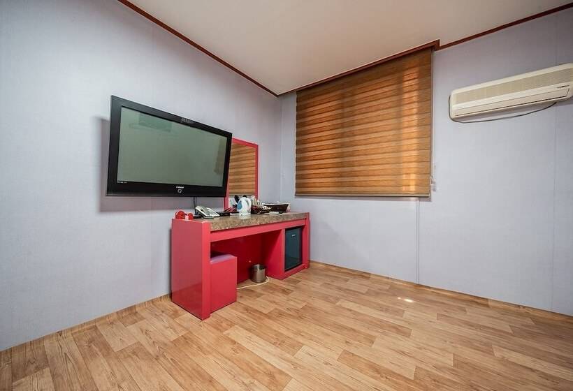 Motel Chuncheon Paradise