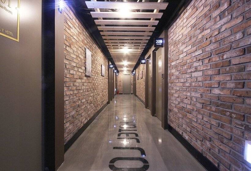 Мотель Daegu Bonridong Lovely