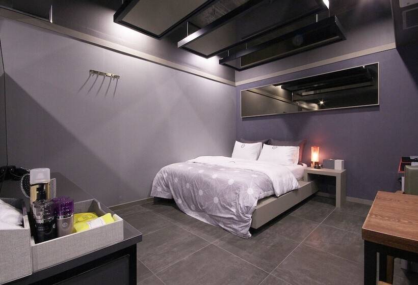 Мотель Daegu Bonridong Lovely