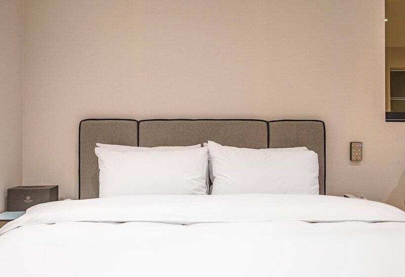 Мотель Daegu Dongdaegu Station Hotel Cherish