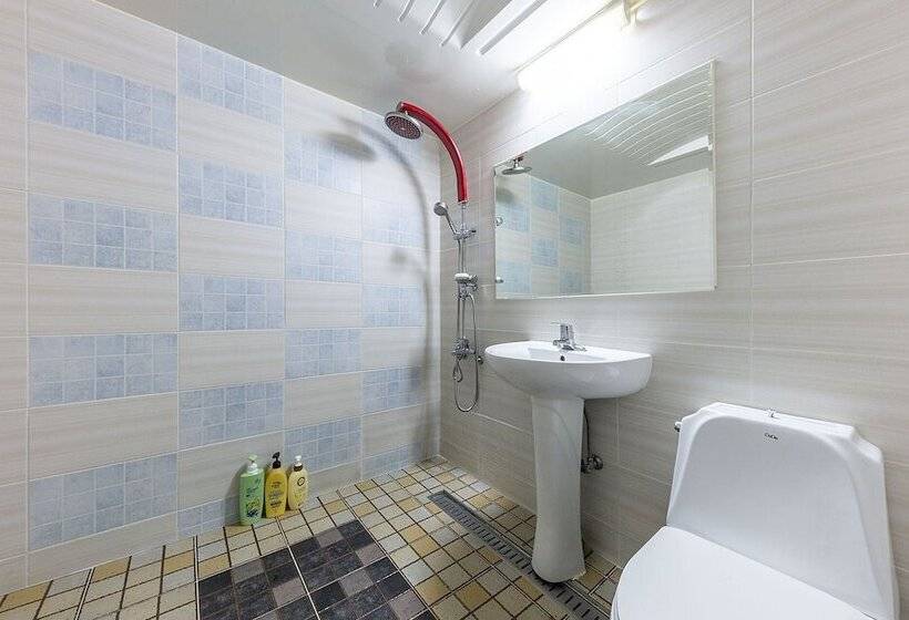 모텔 Daejeon Daesa Lake