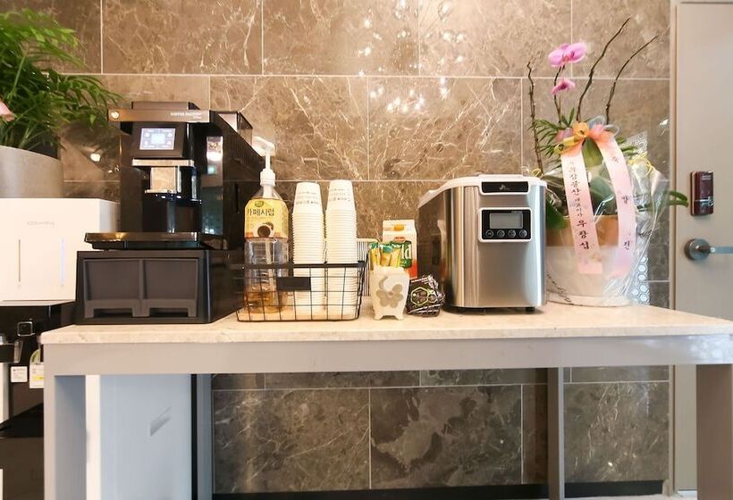 モーテル Daejeon Jungri Hotel Art Bin