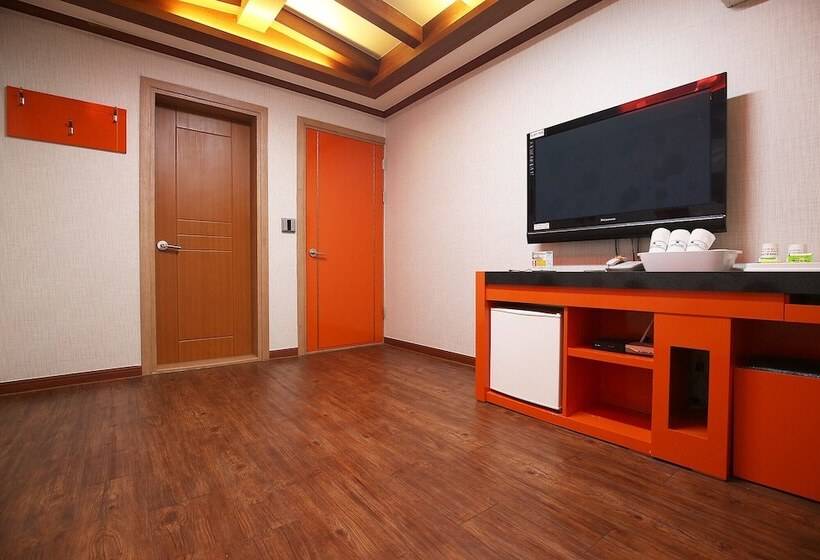 מוטל Daejeon Yongjeon Happy Tower