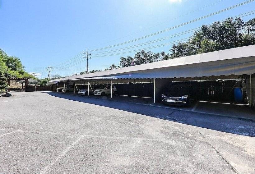 모텔 Eumseong Cello