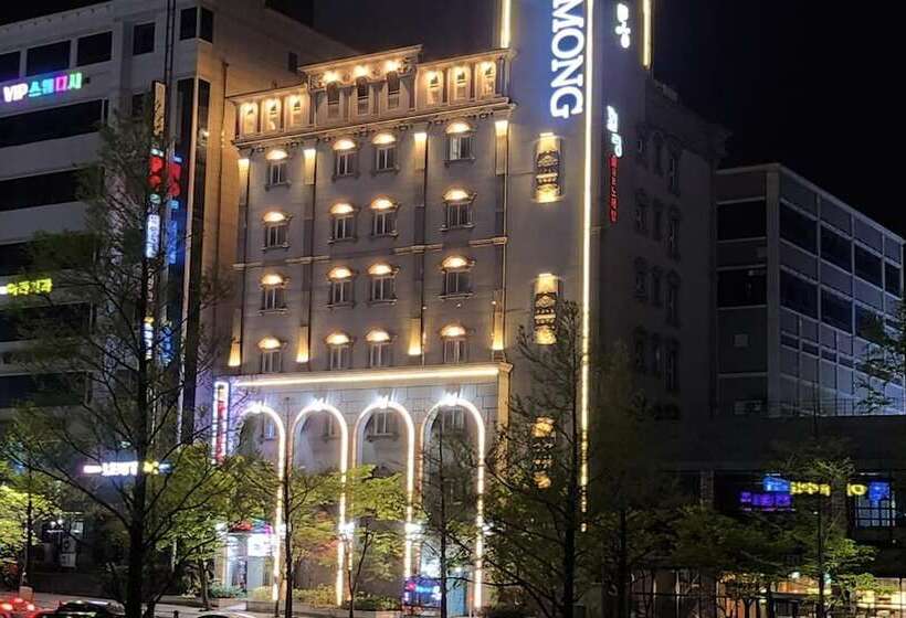 모텔 Gangneung Hotel Mong