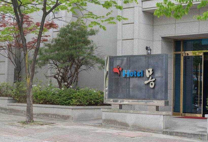 모텔 Gangneung Hotel Mong