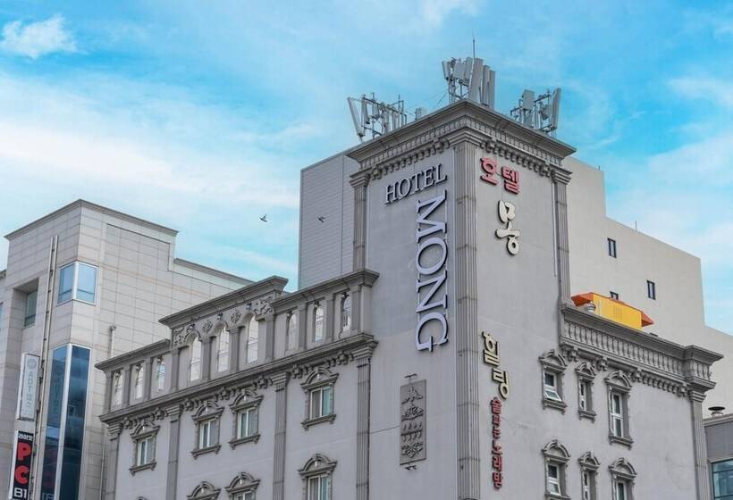 모텔 Gangneung Hotel Mong