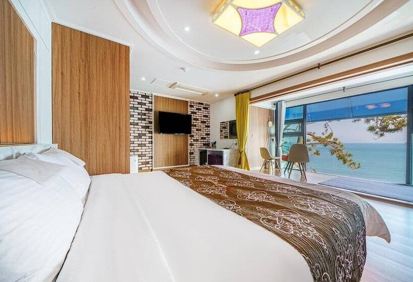 Motel Geojedo Jangmok Y