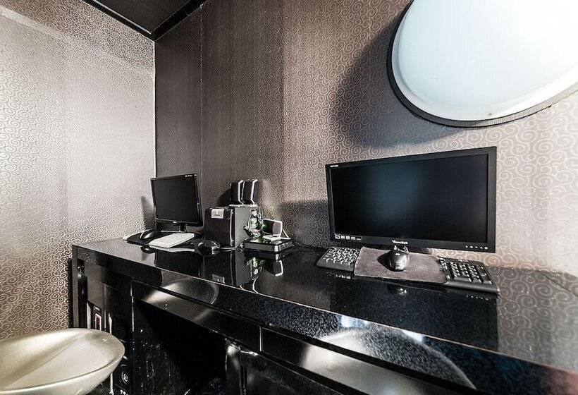 فندق على الطريق Geumjeong Hotel Chocolate