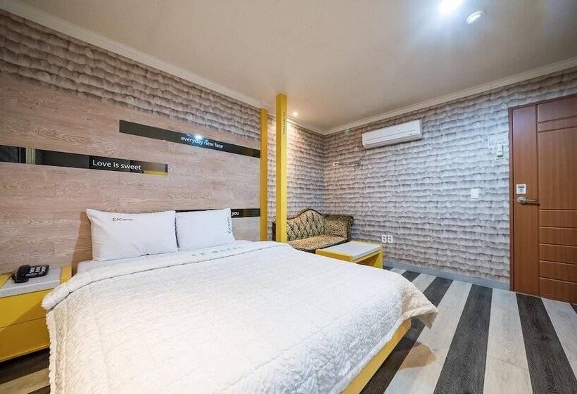فندق على الطريق Gimcheon Ex
