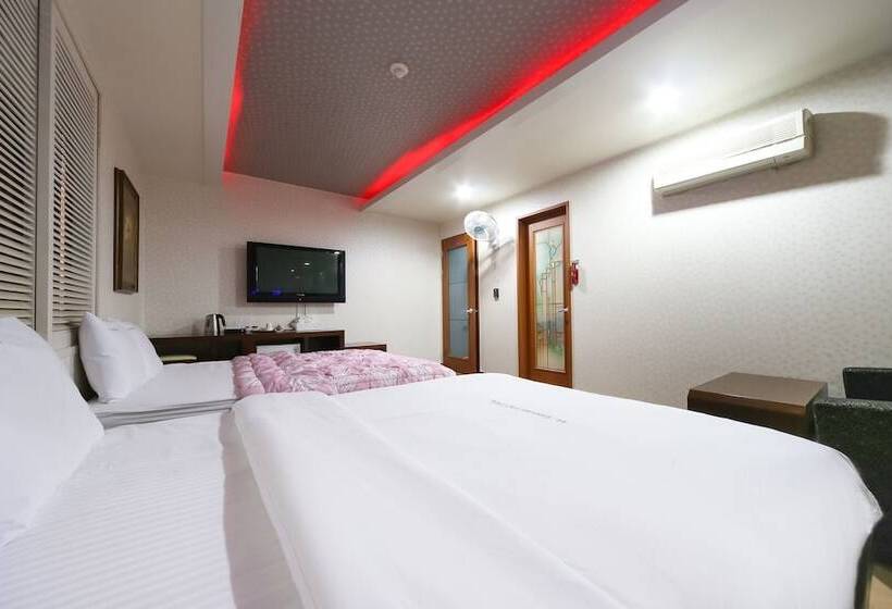 فندق على الطريق Gimcheon Hisense