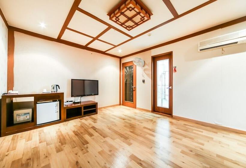 فندق على الطريق Gimcheon Hisense