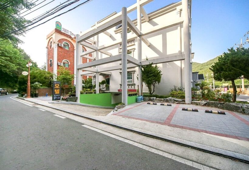 Мотель Gumi Geumosan Pink Rose