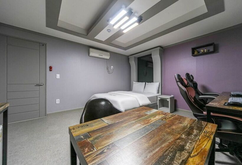 Мотель Gumi Geumosan Pink Rose