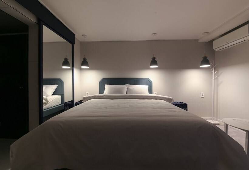 모텔 Gwangju Shinandong Ekklim