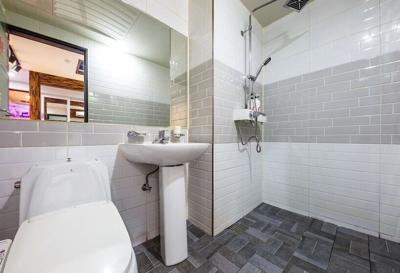 Мотель Gwangju Sinandong The Za