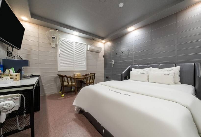 فندق على الطريق Gyeongju Hotel Stars