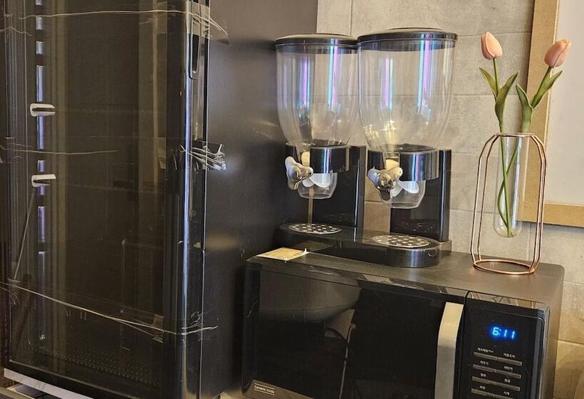 모텔 Gyeongsan Instar