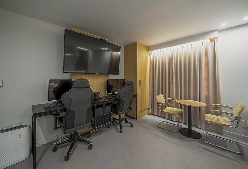 모텔 Gyeongsan Instar