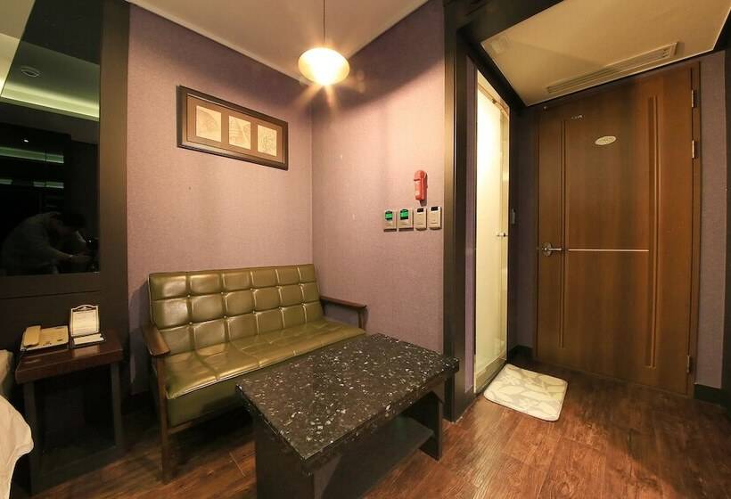 モーテル Hwagok Carlton