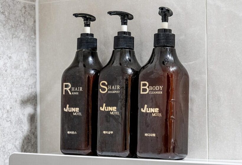 מוטל Ilsan Hwajeong June