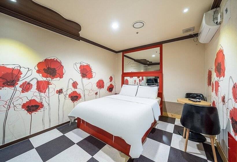 מוטל Ilsan Hwajeong June