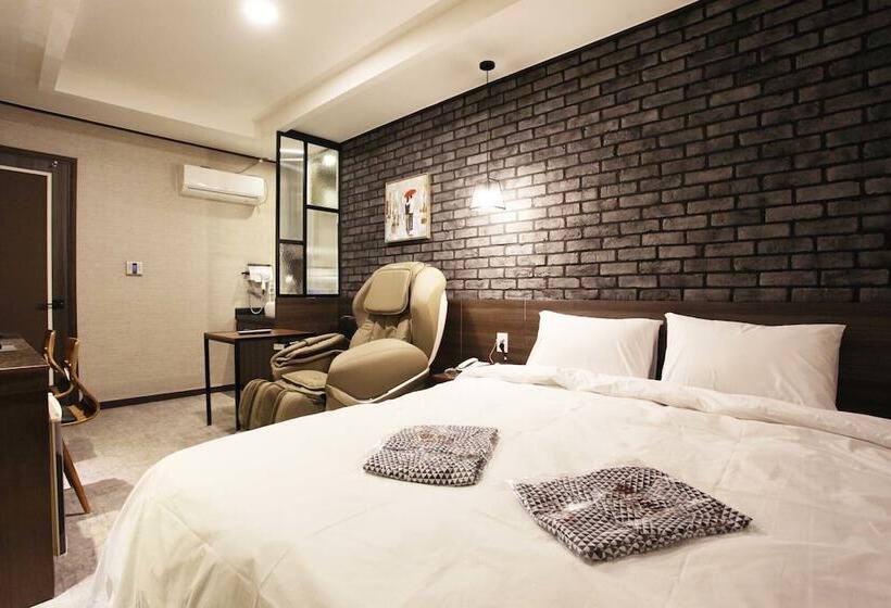 汽车旅馆  Indeokwon Bali
