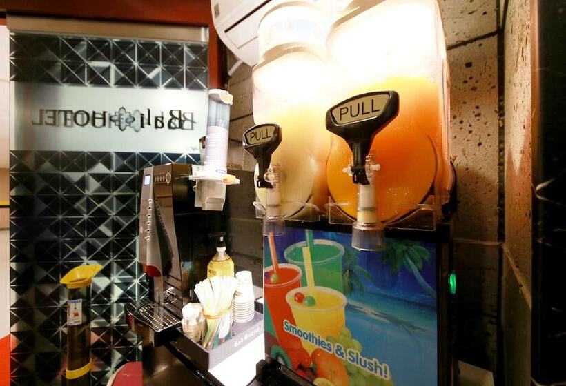 מוטל Indeokwon Bali